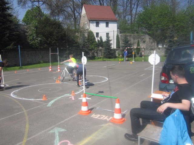 rowertorprzeszkd.jpg